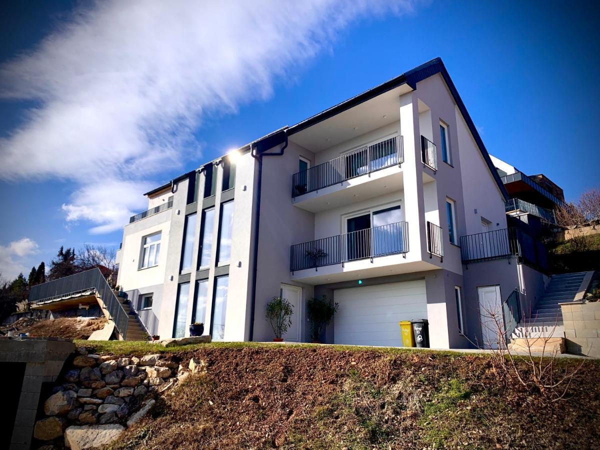 Old Hill Residence Csopak Exteriör bild